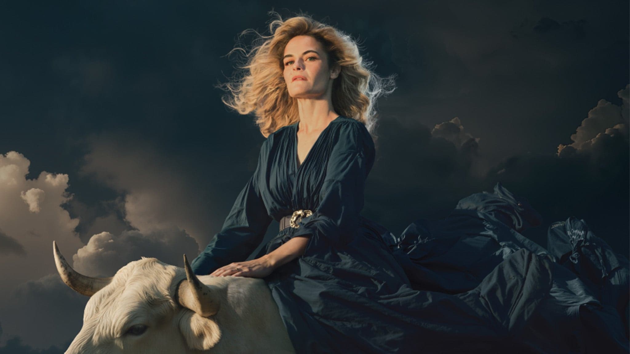 HAZEL BRUGGER - Good Evening Europe | Box seat