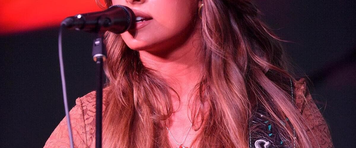 Ella Langley with Kaitlin Butts and Gabriella Rose